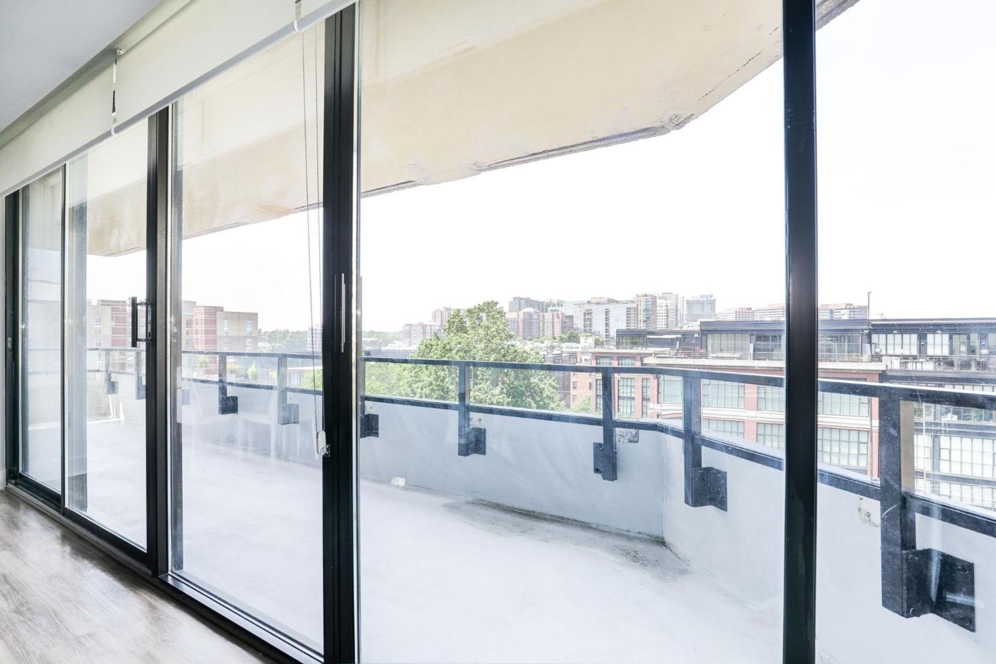 2Br Executive Apartment In Prime Location Arlington Exterior photo