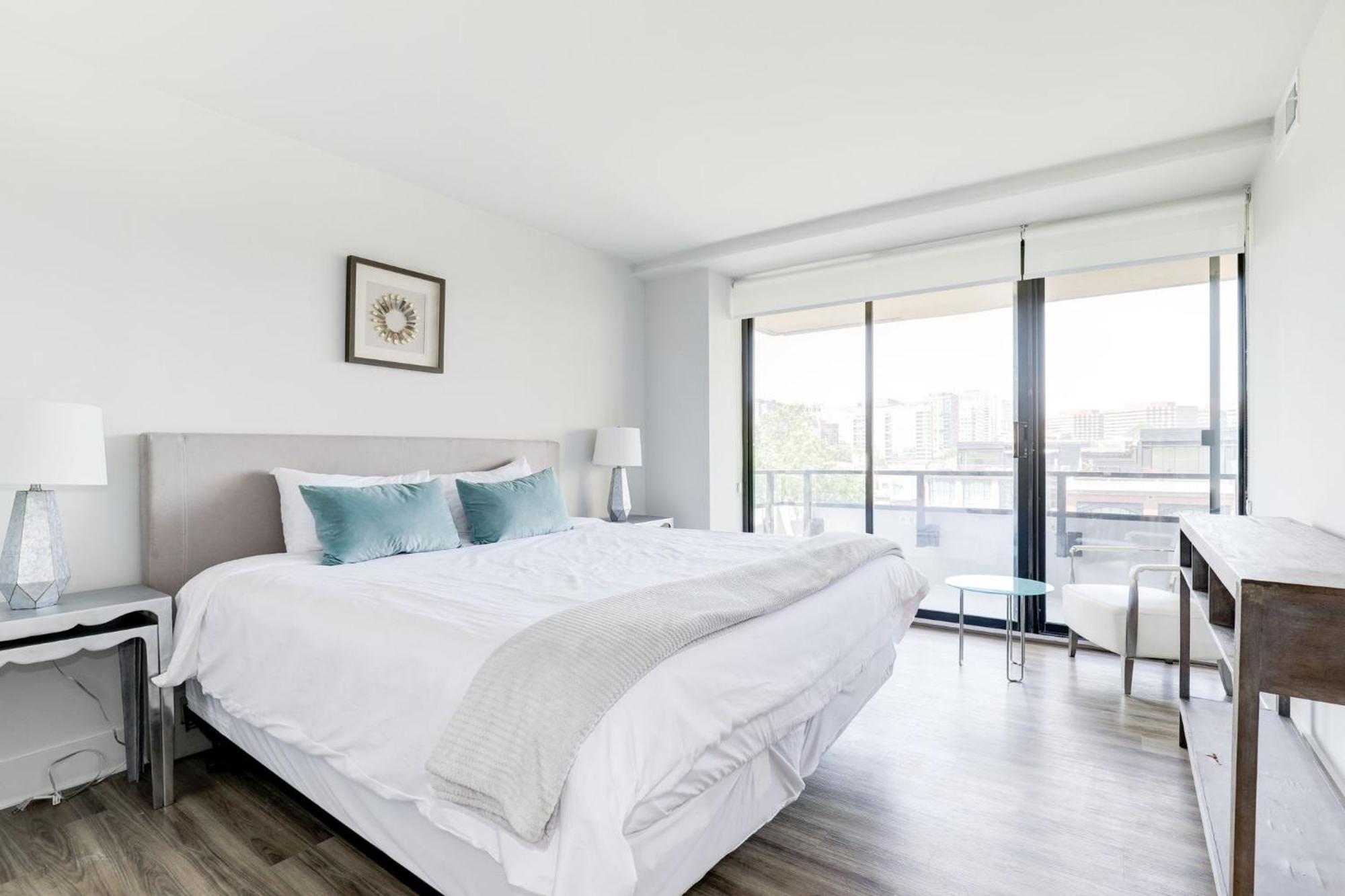 2Br Executive Apartment In Prime Location Arlington Exterior photo